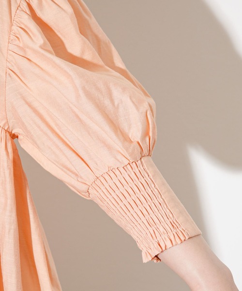 KBF（ケイビーエフ）の「ボリュームギャザーミニワンピース