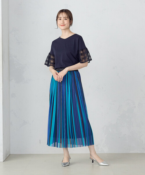 COMME CA ISM（コムサイズム）の「マルチカラーストライプ チュールプリーツスカート（スカート・レディース・ブラック系/ブルー系その他・MEDIUM/LARGE）」の3枚目の写真