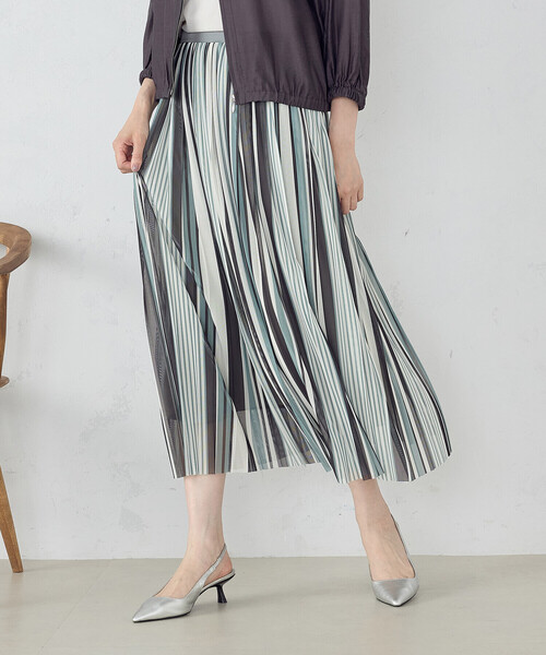 COMME CA ISM（コムサイズム）の「マルチカラーストライプ チュールプリーツスカート（スカート・レディース・ブラック系/ブルー系その他・MEDIUM/LARGE）」の11枚目の写真