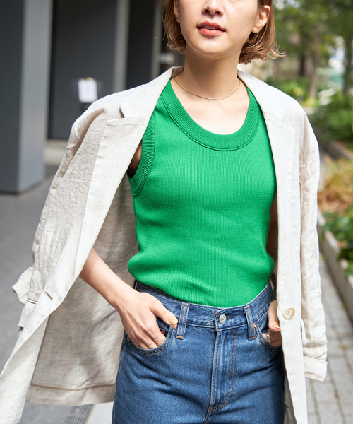 Spick & Span(スピックアンドスパン)の「18G リブニットタンク(タンクトップ・レディース・ブラック/ホワイト/キャメル/グリーン・FREE)」の12枚目の写真