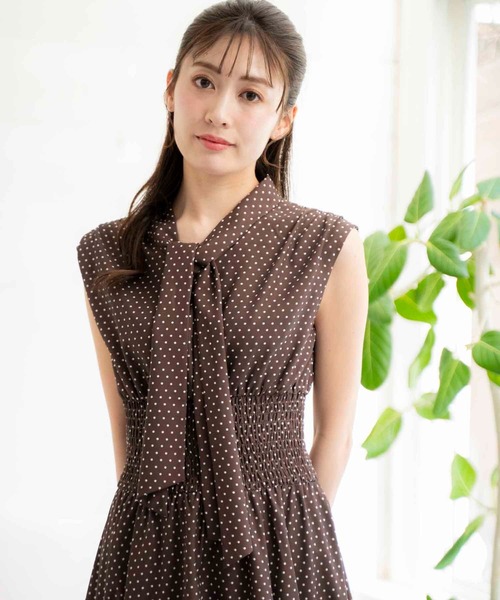 NOELA(ノエラ)の「ドットボウタイワンピース(ワンピース・レディース・ブラック/ブラウン/オフホワイト・S/M)」の14枚目の写真