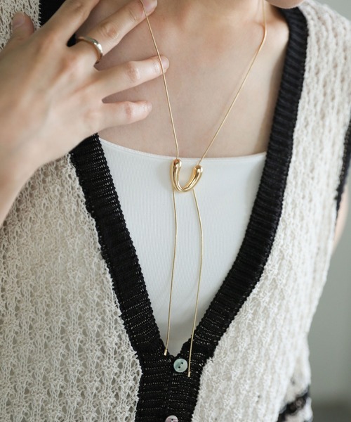 select MOCA（セレクトモカ）の「U字ループタイネックレス（ネックレス・レディース・ゴールド/シルバー・FREE）」の20枚目の写真