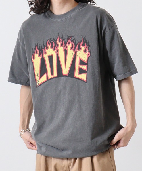 MODISH GAZE(モディシュガゼ)の「MODISH GAZE LOVEロゴプリント ピグメント加工 ビッグシルエットTシャツ 半袖(Tシャツ/カットソー・メンズ・ネイビー/スミクロ/アイボリー・F)」の2枚目の写真