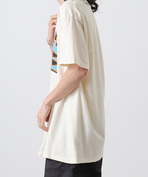 MODISH GAZE(モディシュガゼ)の「MODISH GAZE LOVEロゴプリント ピグメント加工 ビッグシルエットTシャツ 半袖(Tシャツ/カットソー・メンズ・ネイビー/スミクロ/アイボリー・F)」の5枚目の写真