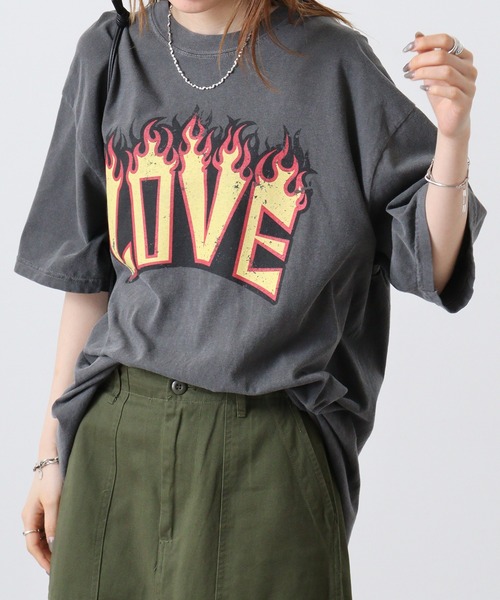 MODISH GAZE(モディシュガゼ)の「MODISH GAZE LOVEロゴプリント ピグメント加工 ビッグシルエットTシャツ 半袖(Tシャツ/カットソー・メンズ・ネイビー/スミクロ/アイボリー・F)」の17枚目の写真