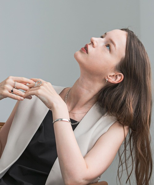 URBAN RESEARCH（アーバンリサーチ）の「decor『デコール』　Cut Bangle（ブレスレット・レディース・シルバー・-）」の5枚目の写真