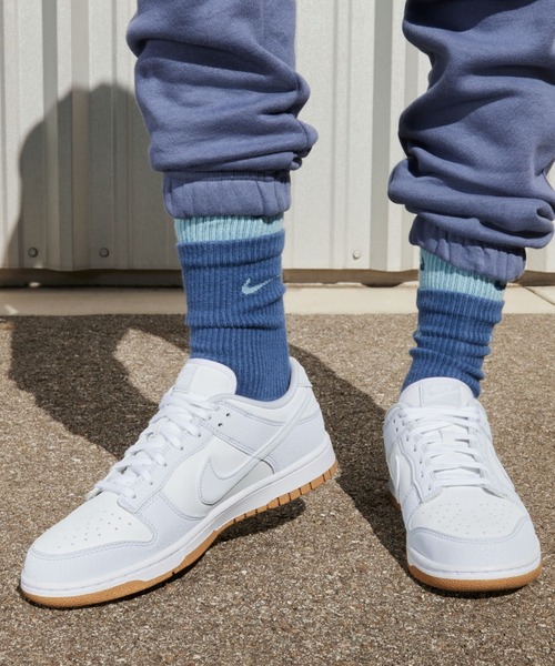 NIKE(ナイキ)の「【NIKE】DUNK LOW OG(スニーカー・レディース・ライトグレー・23cm/23.5cm/24cm/24.5cm/25cm)」の10枚目の写真