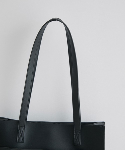 JUNRED（ジュンレッド）の「【 追加生産 】シンセティックレザーコンビトートバック（トートバッグ・メンズ・ブラック/ネイビー・FREE）」の6枚目の写真