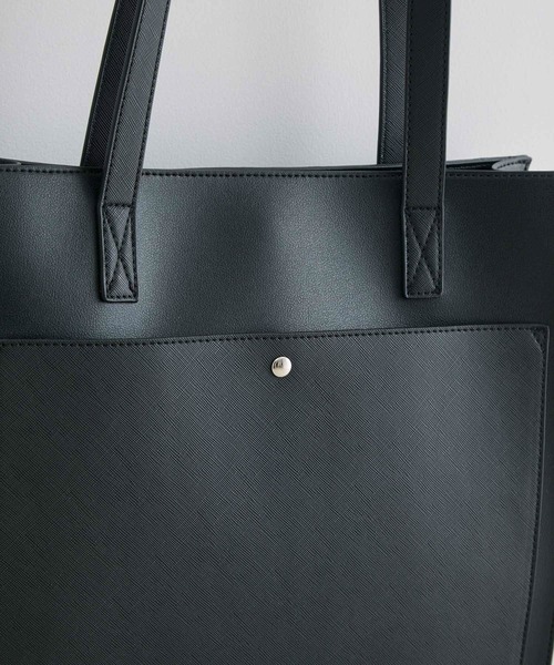 JUNRED（ジュンレッド）の「【 追加生産 】シンセティックレザーコンビトートバック（トートバッグ・メンズ・ブラック/ネイビー・FREE）」の7枚目の写真