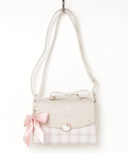 リリ様 サンリオ】キャラクタープレート チェック リボン リボンモチーフ持ち