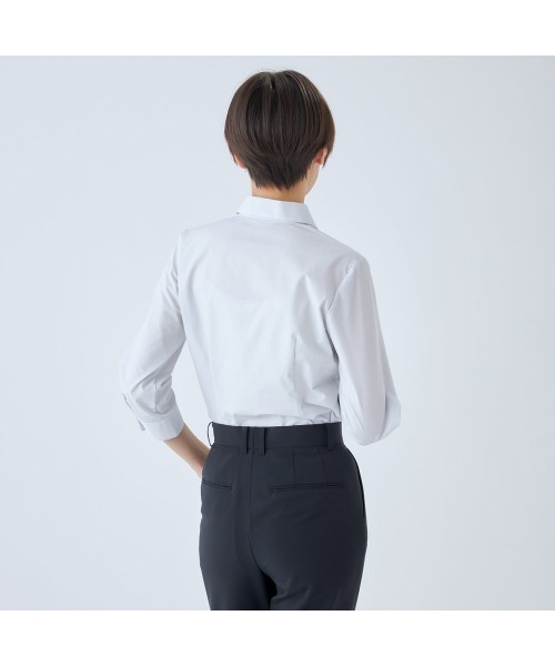 SUIT SELECT(スーツセレクト)の「【SL/七分袖】レギュラーワンピースカラーブラウス/TOUGH BUTTON・NON IRON(シャツ/ブラウス・レディース・ホワイト/ライトグレー・S/LL/M/L)」の5枚目の写真