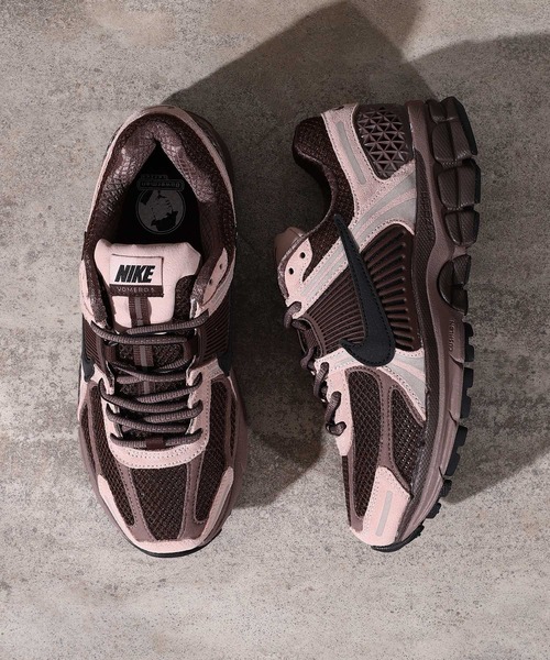 NIKE WMNS VOMERO 5 FV1166-200
