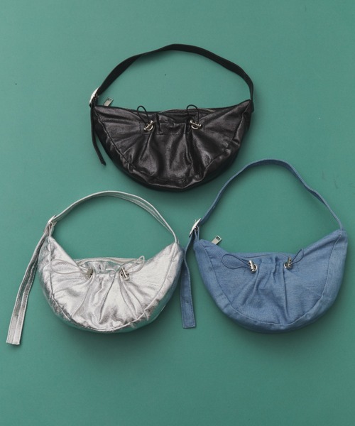 Solace（ソレイス）の「ドロストデザインハーフムーンバッグ（ハンドバッグ・レディース・ブルー/シルバー/ブラック・FREE）」の18枚目の写真