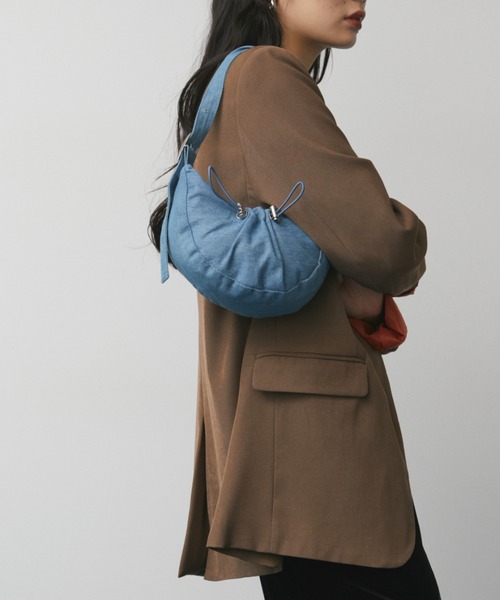 Solace（ソレイス）の「ドロストデザインハーフムーンバッグ（ハンドバッグ・レディース・ブルー/シルバー/ブラック・FREE）」の17枚目の写真