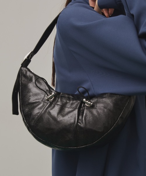 Solace（ソレイス）の「ドロストデザインハーフムーンバッグ（ハンドバッグ・レディース・ブルー/シルバー/ブラック・FREE）」の22枚目の写真