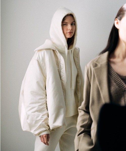 emmi（エミ）の「フーディーニットプルオーバー（ニット/セーター