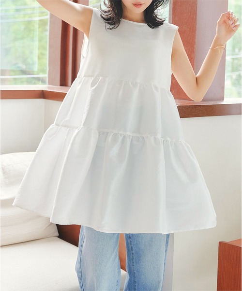 KOBE LETTUCE(コウベレタス)の「バックリボンボリューミーティアードシャイニーチュニック(チュニック・レディース・ホワイト/ブラック・M)」の4枚目の写真