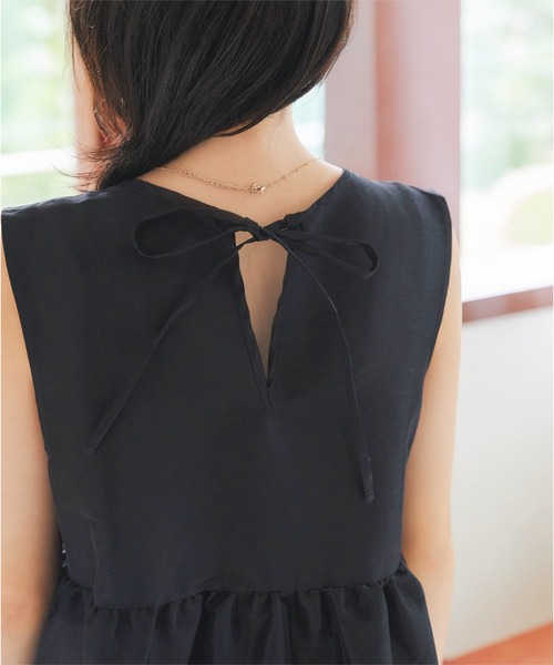 KOBE LETTUCE(コウベレタス)の「バックリボンボリューミーティアードシャイニーチュニック(チュニック・レディース・ホワイト/ブラック・M)」の10枚目の写真