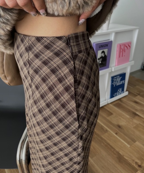 SHAGGIE（シャギー）の「チェック柄ロングスカート（スカート・レディース・ブラウン/ネイビー/ブラック・FREE）」の11枚目の写真