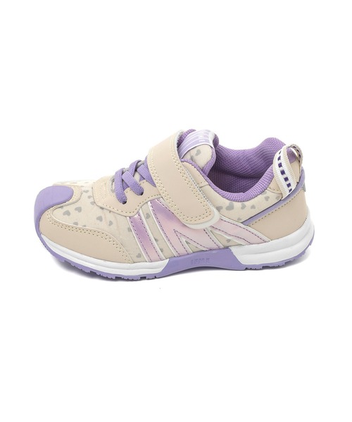 IFME（イフミー）の「KIDS｜IFME joob 細ベルトハート柄スニーカー（スニーカー・キッズ・ブラック/ベージュ・20.0cm/19.0cm/18.0cm/17.0cm/17.5cm/16.5cm/16.0cm/15.0cm/19.5cm/20.5cm/15.5cm/18.5cm/21.0cm）」の5枚目の写真