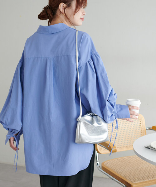 DISCOAT（ディスコート）の「ブロード袖口リボンシャツ（シャツ/ブラウス・レディース・オフホワイト/ブルー/ネイビー・FREE）」の4枚目の写真