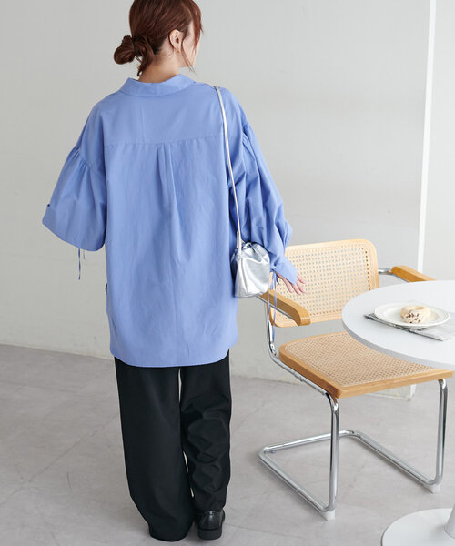 DISCOAT（ディスコート）の「ブロード袖口リボンシャツ（シャツ/ブラウス・レディース・オフホワイト/ブルー/ネイビー・FREE）」の7枚目の写真