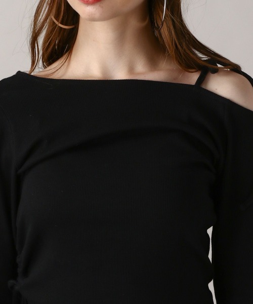 FOREVER 21(フォーエバー トゥエンティーワン)の「【2024FW】コンパクトトップス(Tシャツ/カットソー・レディース・ベージュ/ブラック/グレー・MEDIUM/SMALL)」の19枚目の写真