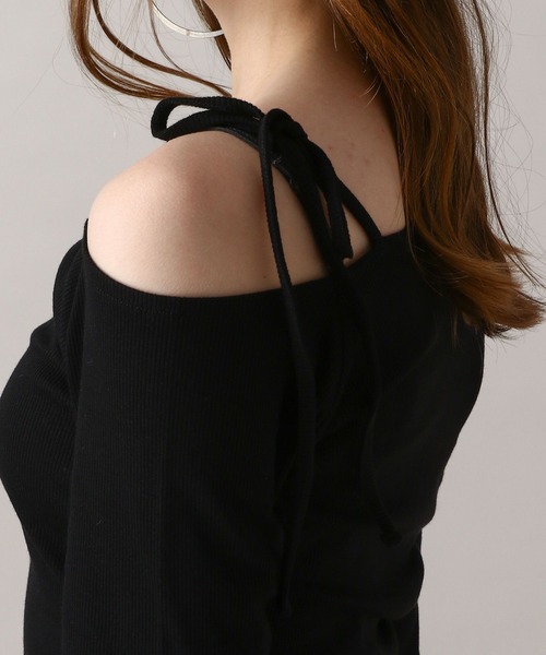 FOREVER 21(フォーエバー トゥエンティーワン)の「【2024FW】コンパクトトップス(Tシャツ/カットソー・レディース・ベージュ/ブラック/グレー・MEDIUM/SMALL)」の22枚目の写真