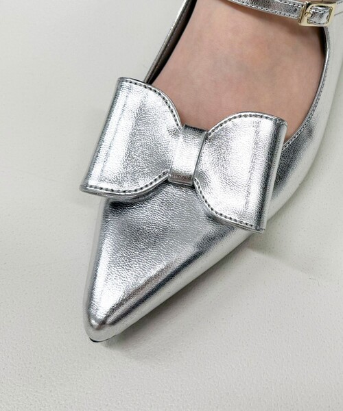 fredy emue（フレディエミュ）の「【JETEE/ ジュテ】リボンクリップメリージェーン（パンプス・レディース・シルバー/ブラック・24.5/23.5）」の10枚目の写真