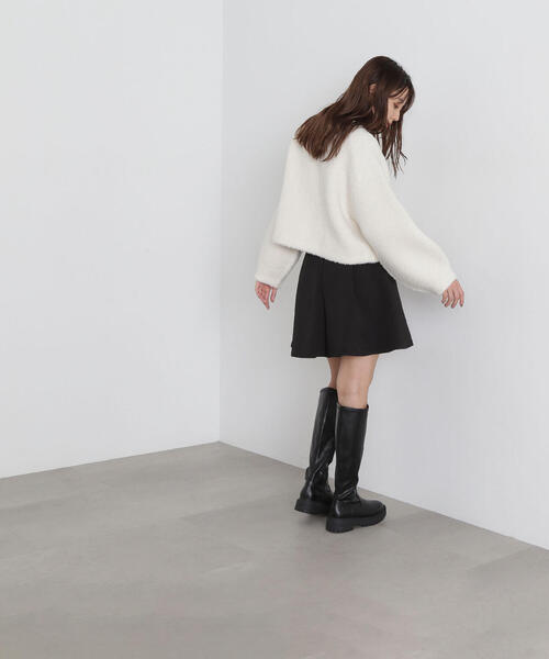 NATURAL BEAUTY BASIC（ナチュラルビューティーベーシック）の「◇ツイルフレアショートパンツ（その他パンツ・レディース・ベージュ/グレー/ブラック・MEDIUM/SMALL）」の6枚目の写真