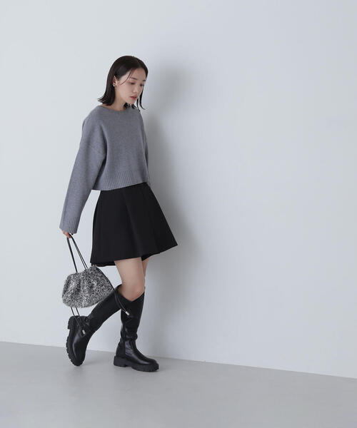 NATURAL BEAUTY BASIC（ナチュラルビューティーベーシック）の「◇ツイルフレアショートパンツ（その他パンツ・レディース・ベージュ/グレー/ブラック・MEDIUM/SMALL）」の11枚目の写真