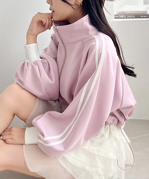 one after another NICE CLAUP（ワンアフターアナザーナイスクラップ）の「【ZOZO限定商品】サイドライントラックジャケット（ジャージ・レディース・ピンク/ネイビー/アイボリー/ブラック・FREE）」の4枚目の写真