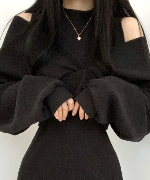 セール】ハイネックノースリーブワンピース+オフショルダーショート