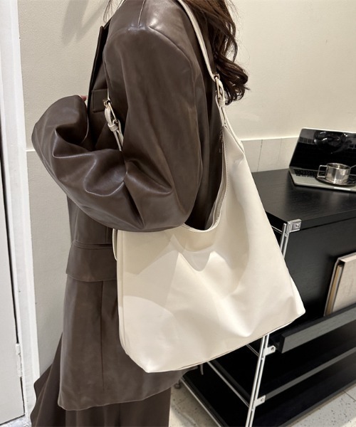 Per sist ence(パーシエンス)の「ワンハンドル2WAYショルダーバッグ(ショルダーバッグ・レディース・ホワイト/キャメル/ブラック・FREE)」の7枚目の写真