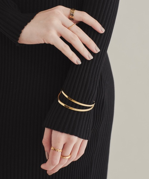 ciite' surgical stainless（シーテサージカルステンレス）の「【 金属アレルギー対応 】 2ラインバングル / ブレスレット サージカルステンレス（バングル/リストバンド・レディース・ゴールド/シルバー・FREE）」の16枚目の写真