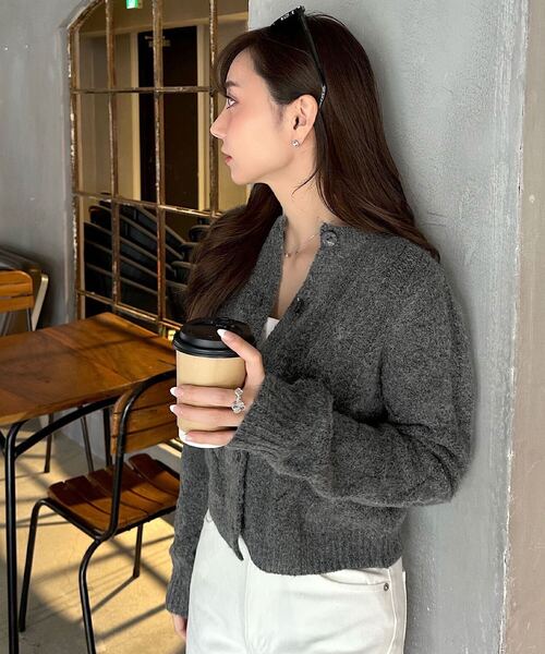 KOBE LETTUCE（コウベレタス）の「［ 岡部あゆみさんコラボ ］ カーディガンorトップスの選べる3タイプニットプルオーバー（ニット/セーター・レディース・パープル系/グレー系/ホワイト系/ブルー系/ピンク系1/ブルー系1/ホワイト/ピンク系/パープル系1/グレー系1/ブルー系2/ピンク系2/ピンク系5/ホワイト系1/グレー系2・M/M1/M2）」の6枚目の写真