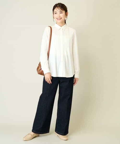 a.v.v（アーヴェヴェ）の「ピンタックシャツブラウス（シャツ/ブラウス・レディース・アイボリー/ネイビー・38/36/40/42/34）」の14枚目の写真