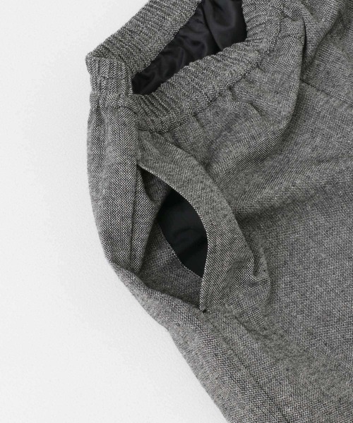 URBAN RESEARCH Sonny Label（アーバンリサーチサニーレーベル）の「ツイードイージーパンツ（その他パンツ・レディース・ブラック/グレー・36/38）」の10枚目の写真