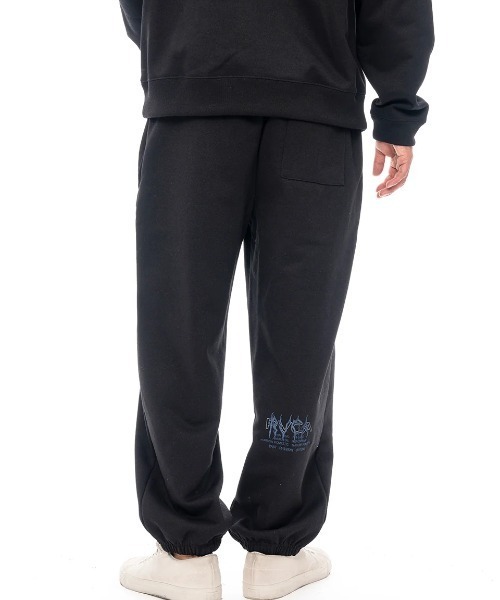 RVCA(ルーカ)の「RVCA メンズ METALURGY SWEAT PANT セットアップボトムス/ルーカセットアップ対応ロゴ刺繍スウェットパンツ(スウェットパンツ・メンズ・ブラック/ヘザーグレー/ブラック系その他・X-LARGE/XX-LARGE/MEDIUM/LARGE/SMALL)」の12枚目の写真