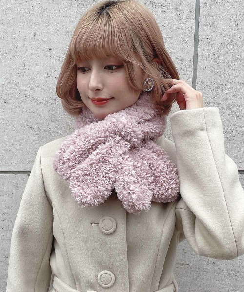 F i.n.t（フィント）の「リボンタイフェイクボアティペット/F&A/fint（ストール/ショール・レディース・クリーム/ピンク/ブラウン・FREE）」の3枚目の写真