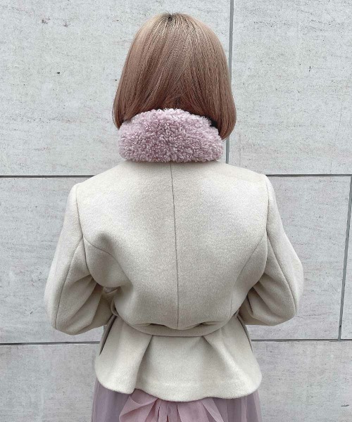 F i.n.t（フィント）の「リボンタイフェイクボアティペット/F&A/fint（ストール/ショール・レディース・クリーム/ピンク/ブラウン・FREE）」の6枚目の写真