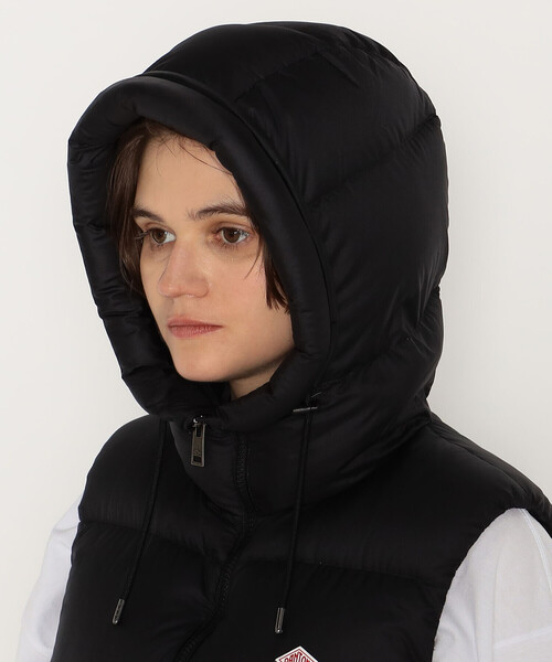 DANTON（ダントン）の「WOMEN'S MICRO RIPSTOP MIDDLE DOWN VEST（ダウンベスト・レディース・ベージュ系その他/チャコール/ブラック・S/M）」の10枚目の写真