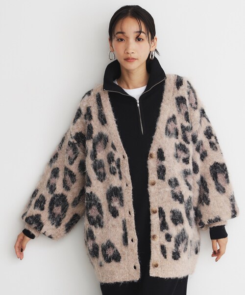THE SHOP TK （ザ ショップ ティーケー ）の「◆起毛ヒョウ柄Vネックカーディガン（カーディガン/ボレロ・レディース・ベージュ系/チャコール・99）」の2枚目の写真