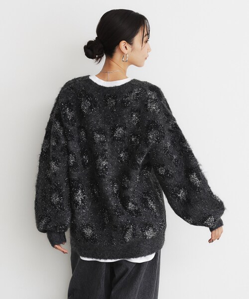 THE SHOP TK （ザ ショップ ティーケー ）の「◆起毛ヒョウ柄Vネックカーディガン（カーディガン/ボレロ・レディース・ベージュ系/チャコール・99）」の5枚目の写真