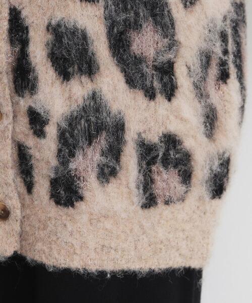 THE SHOP TK （ザ ショップ ティーケー ）の「◆起毛ヒョウ柄Vネックカーディガン（カーディガン/ボレロ・レディース・ベージュ系/チャコール・99）」の3枚目の写真