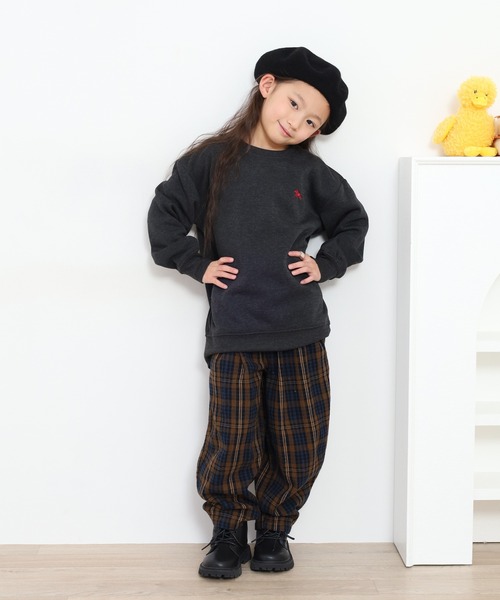 POLOCHAMPS（ポロチャンプス）の「POLOCHAMPS オーバーサイズ裏起毛トレーナー kids（スウェット・キッズ・杢グレー/ダークグリーン/チャコールアッシュ/キャメル/ネイビー/チャコール/グレイッシュベージュ/ブラック・110/120/130/140/150/160）」の11枚目の写真