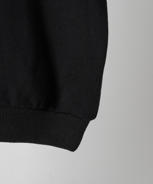 INTER FACTORY（インターファクトリー）の「DAIKI - ショートスウェットプルオーバー / Short Sweat Pullover - made in INTER FACTORY（スウェット・メンズ・グレー/ブラック・LARGE/MEDIUM/SMALL）」の9枚目の写真