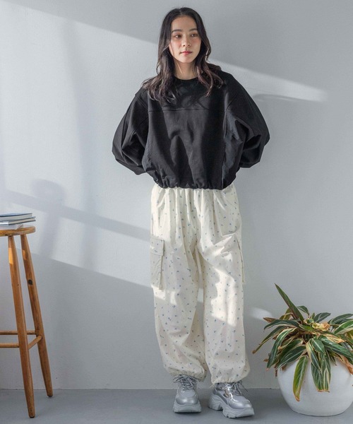 LOWRYS FARM（ローリーズファーム）の「コンビスウェットプルオーバー  291614（スウェット・レディース・ホワイト/ブラック/グレー・FREE）」の17枚目の写真