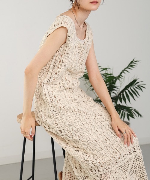 Bab（バブ）の「【低身長向けサイズあり】クロシェ前後2WAYワンピース（ワンピース・レディース・モカ/ホワイト系その他/ブラック系その他・MEDIUM/SMALL）」の18枚目の写真