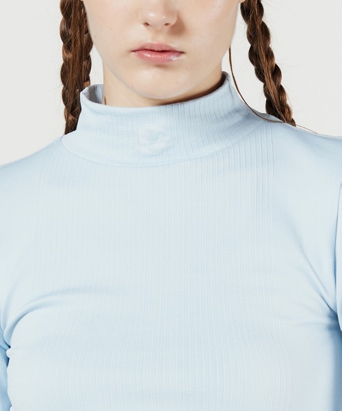 DOUBLE STANDARD CLOTHING（ダブルスタンダードクロージング）の「PIN DEAD×ESSENTIAL/ ストレッチリブハイネックプルオーバー（ニット/セーター・レディース・オフホワイト/サックスブルー・38/36）」の7枚目の写真